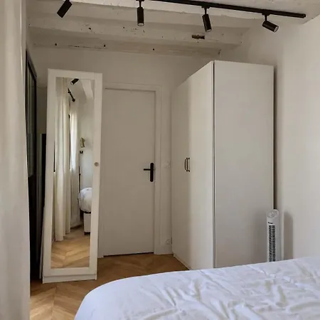 Apartment Stylish & Comfortable Flat Near The Seine